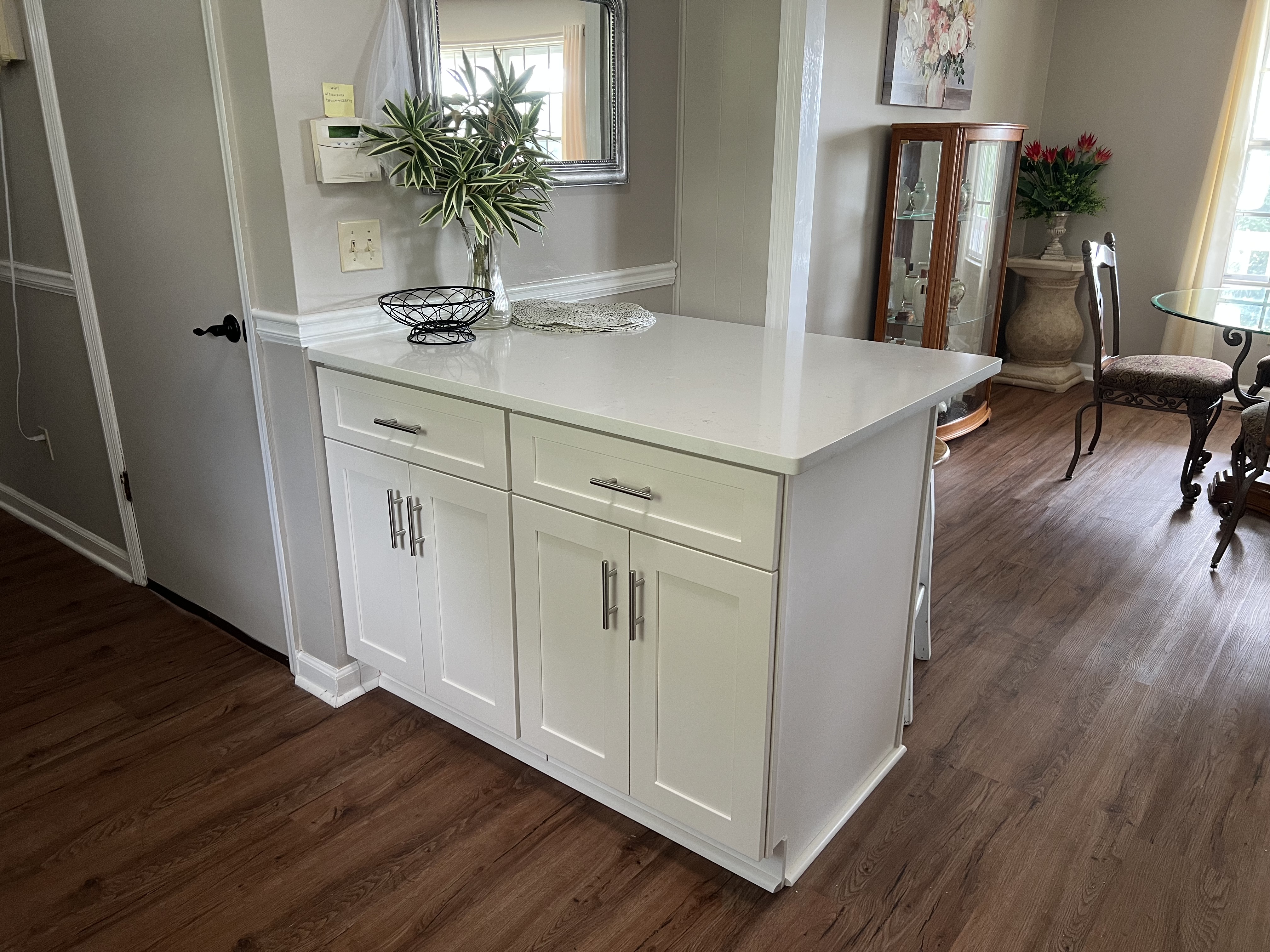 Imported Ready-Made Cabinetry